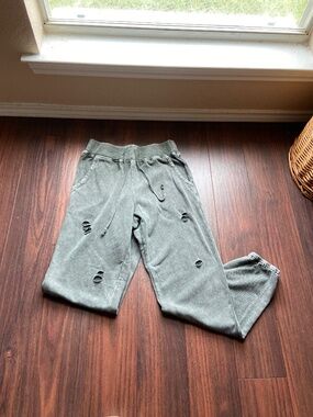 EASEL Los Angeles Grungy Gray Jogger Pants High Rise Distressed Lounge Sz S